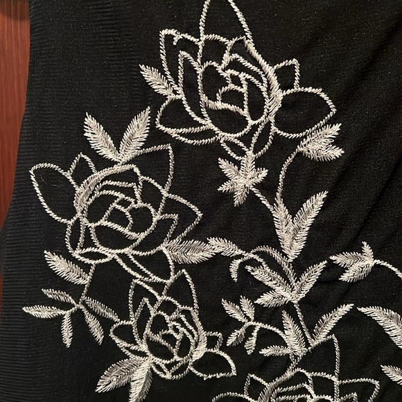 Alfani Embroidered Shell - Picture 3 of 4